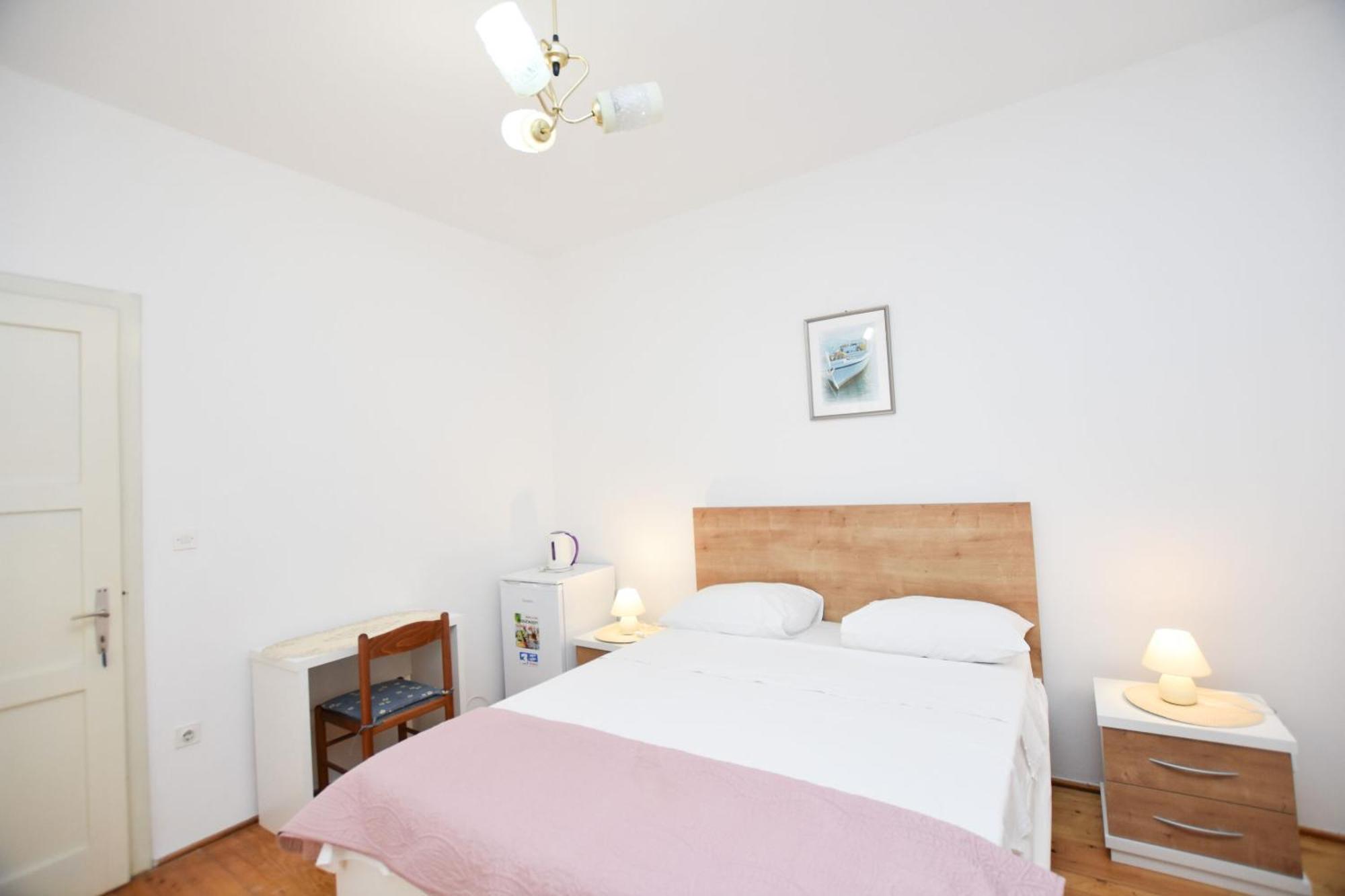 Apartments And Rooms Jakov Primošten Pokoj fotografie