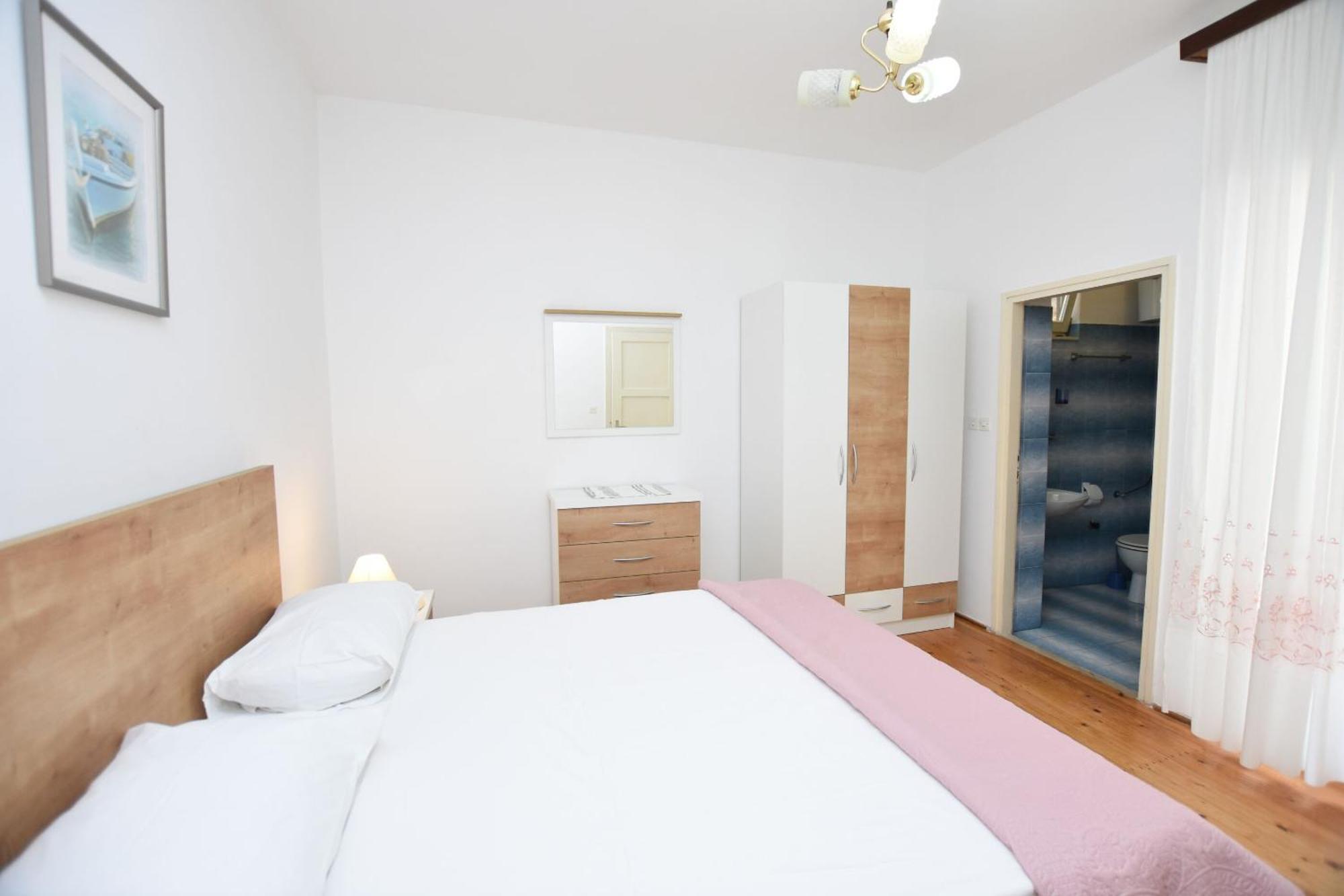 Apartments And Rooms Jakov Primošten Pokoj fotografie